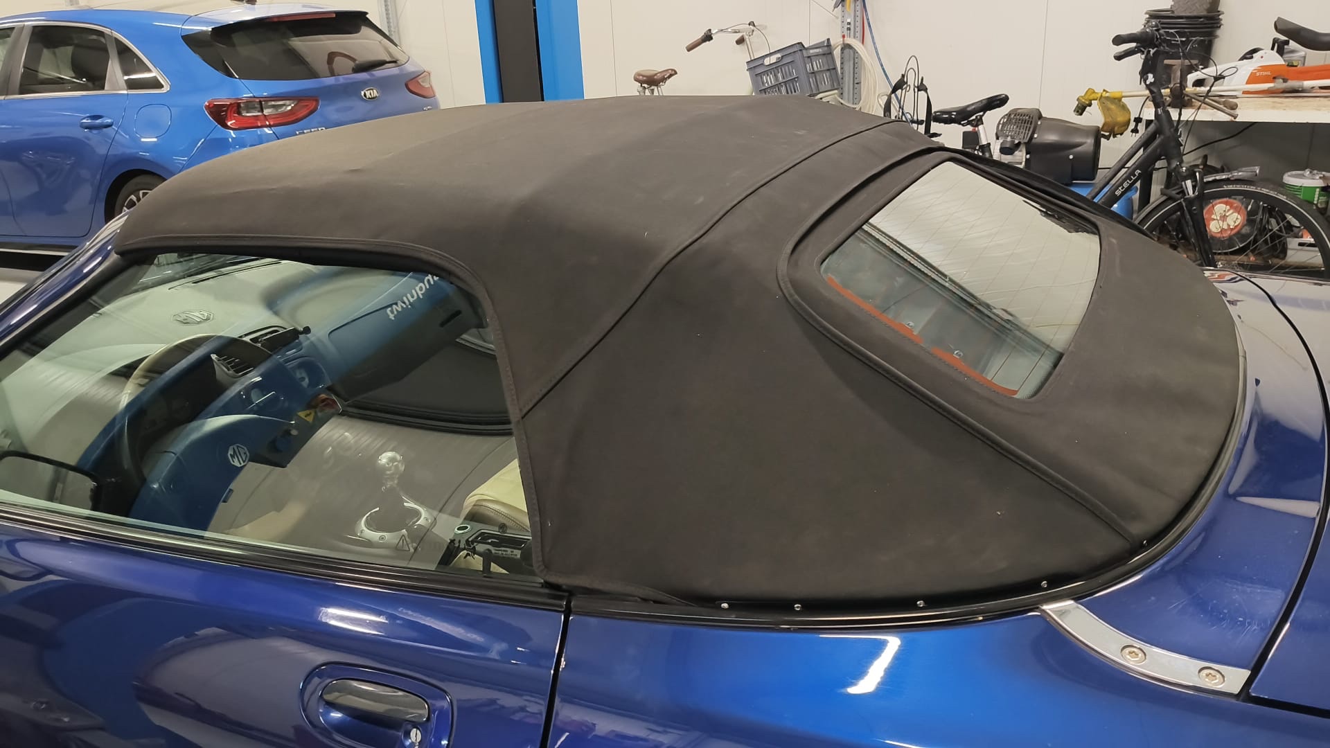 Mg F Mg TF nieuwe zwarte softtop verdeck hood + glazenruit opgebouwd (1495 euro) op een tweedehands frame